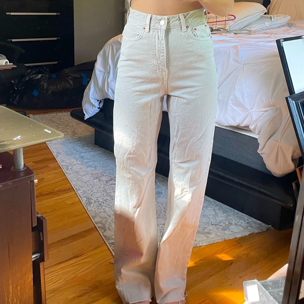 Selling Zara 90’s Full Length Jeans